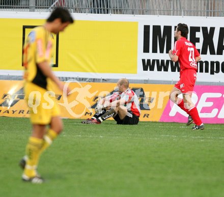 Fussball. Red Zac Liga. FC K?rnten gegen TSV Sparkasse Hartberg. 0:1 f?r Hartberg. Klagenfurt, am 13.4.2007.
Foto: Kuess
---
pressefotos, pressefotografie, kuess, qs, qspictures, sport, bild, bilder, bilddatenbank