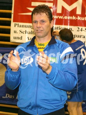 Handball Bundesliga. SC Ferlach gegen Korneuburg. Walter Perkounig. Ferlach, am 5.5.2007.
Foto: Kuess
---
pressefotos, pressefotografie, kuess, qs, qspictures, sport, bild, bilder, bilddatenbank