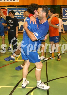 Handball Bundesliga. SC Ferlach gegen Korneuburg. Jubel Ferlach. Ferlach, am 5.5.2007.
Foto: Kuess
---
pressefotos, pressefotografie, kuess, qs, qspictures, sport, bild, bilder, bilddatenbank