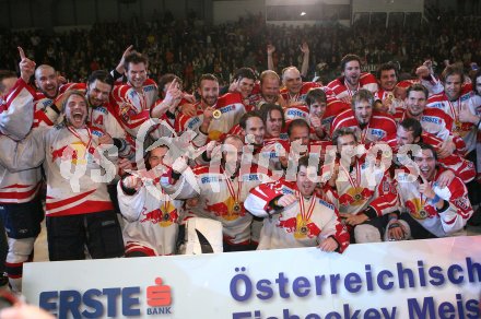 Eishockey Bundesliga. Finale. Red Bull Salzburg gegen VSV. Jubel Salzburg. Salzburg, am 5.4.2007.
Foto: Kuess
---
pressefotos, pressefotografie, kuess, qs, qspictures, sport, bild, bilder, bilddatenbank