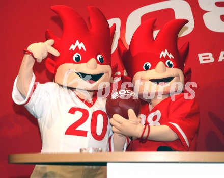 Euro 2008. Euro Maskottchen. Klagenfurt, am 17.4.2007.
Foto: Kuess
---
pressefotos, pressefotografie, kuess, qs, qspictures, sport, bild, bilder, bilddatenbank