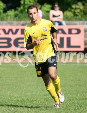 Fussball Unterliga Ost. KAC gegen Reichenau.  Bojan Adzamic (Reichenau). Klagenfurt, am 28.4.2007.
Foto: Kuess
---
pressefotos, pressefotografie, kuess, qs, qspictures, sport, bild, bilder, bilddatenbank