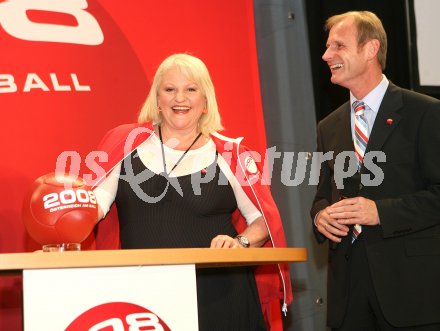 Fussball. Euro 2008. ?sterreich am Ball.  Marika Lichter, Heinz Palme . Klagenfurt, am 17.4.2007.
Foto: Kuess
---
pressefotos, pressefotografie, kuess, qs, qspictures, sport, bild, bilder, bilddatenbank