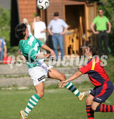 Fussball K?rntner Liga. ASTUS Ferlach gegen Landskron. Marko Petricevic (Ferlach), Stefan Preissl (Landskron). Ferlach, am 28.4.2007.
Foto: Kuess 
---
pressefotos, pressefotografie, kuess, qs, qspictures, sport, bild, bilder, bilddatenbank