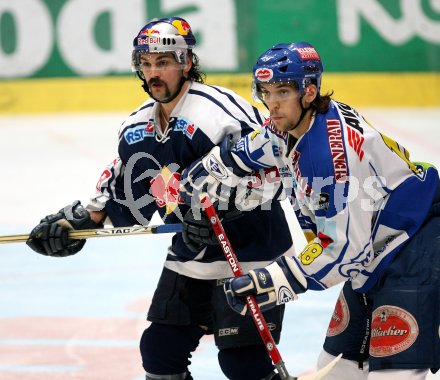 Eishockey Bundesliga. VSV gegen Red Bull Salzburg. Martin Oraze (VSV), Frank Banham (Salzburg) . Villach, am 3.4.2007.
Foto: Kuess
---
pressefotos, pressefotografie, kuess, qs, qspictures, sport, bild, bilder, bilddatenbank