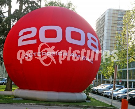 Fussball. Euro 2008. ?sterreich am Ball. Klagenfurt, am 17.4.2007.
Foto: Kuess
---
pressefotos, pressefotografie, kuess, qs, qspictures, sport, bild, bilder, bilddatenbank