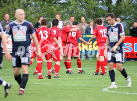 Fussball Regionalliga. Feldkirchen gegen Perg. Torjubel Perg. Feldkirchen, am 20.4.2007.
Foto: Kuess 
---
pressefotos, pressefotografie, kuess, qs, qspictures, sport, bild, bilder, bilddatenbank