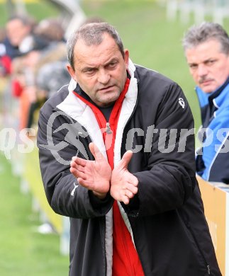 Fussball. K?rntner Liga. ATSV Wolfsberg gegen Lendorf. Trainer Alois Morgenstern (Lendorf). Wolfsberg, am 8.4.2007.
Foto: Kuess
---
pressefotos, pressefotografie, kuess, qs, qspictures, sport, bild, bilder, bilddatenbank