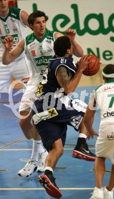 Basketball Bundesliga. W?rthersee Piraten gegen Panthers F?rstenfeld. Selmir Husanovic (Piraten). Klagenfurt, am 22.4.2007.
Foto: Kuess
---
pressefotos, pressefotografie, kuess, qs, qspictures, sport, bild, bilder, bilddatenbank