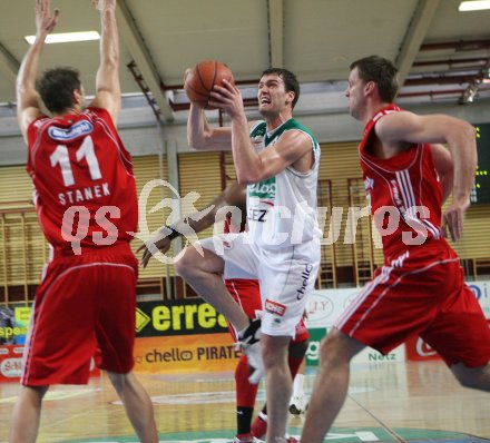 Basketball Bundesliga. W?rthersee Piraten gegen WBC Wels. Srdan Helbich (Piraten). Klagenfurt, am 29.4.2007.
Foto: Kuess
---
pressefotos, pressefotografie, kuess, qs, qspictures, sport, bild, bilder, bilddatenbank