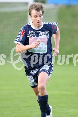 Fussball Regionalliga. Feldkirchen gegen Perg. Stefan Friessnegger (Feldkirchen). Feldkirchen, am 20.4.2007.
Foto: Kuess 
---
pressefotos, pressefotografie, kuess, qs, qspictures, sport, bild, bilder, bilddatenbank