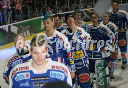 Eishockey Bundesliga. Finale. Red Bull Salzburg gegen VSV. Entt?uschte Villacher. Salzburg, am 5.4.2007.
Foto: Kuess
---
pressefotos, pressefotografie, kuess, qs, qspictures, sport, bild, bilder, bilddatenbank