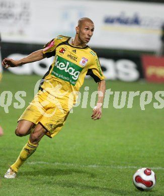 Fussball. Red Zac Liga. FC K?rnten gegen TSV Sparkasse Hartberg. Patrick Wolf  (FCK). Klagenfurt, am 13.4.2007.
Foto: Kuess
---
pressefotos, pressefotografie, kuess, qs, qspictures, sport, bild, bilder, bilddatenbank