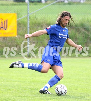 Fussball Unterliga Ost. Koettmannsdorf gegen DSG Sele/Zell. Manfred Habernik (Koettmannsdorf). Koettmannsdorf, am 28.5.2007.
Foto: Kuess
---
pressefotos, pressefotografie, kuess, qs, qspictures, sport, bild, bilder, bilddatenbank