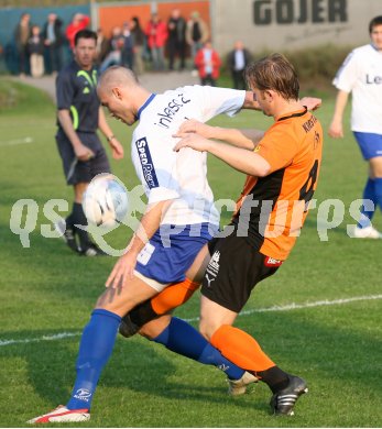 Fu?ball Regionalliga. SK St. Andr?/Lavanttal gegen FC Blau-Wei? Linz. Spitzer Bernd (St. Andr?), Djulic Damir (Linz). St. Andr?, 8.4.2007.
Foto: Kuess
---
pressefotos, pressefotografie, kuess, qs, qspictures, sport, bild, bilder, bilddatenbank