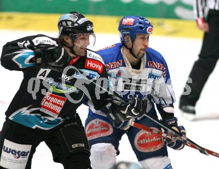 Eishockey Bundesliga. VSV gegen Liwest Black Wings Linz. Dany Bousquet (VSV), Francois Groleau (Linz). Villach, am 20.3.2007.
Foto: Kuess
---
pressefotos, pressefotografie, kuess, qs, qspictures, sport, bild, bilder, bilddatenbank