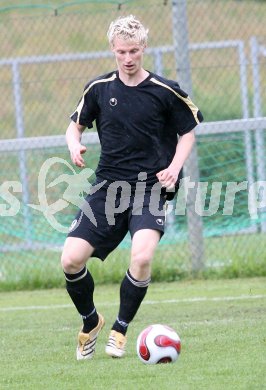 Fussball Kaerntner Liga. Lendorf gegen Bleiburg. Rene Partl (Bleiburg). Lendorf, am 17.5.2007.
Foto: Kuess
---
pressefotos, pressefotografie, kuess, qs, qspictures, sport, bild, bilder, bilddatenbank