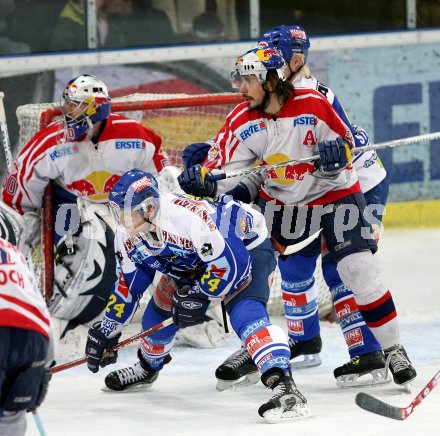 Eishockey Bundesliga. Red Bull Salzburg gegen VSV. Reinhard Divis, Martin Ulrich  (Salzburg),  G?nther Lanzinger (VSV). Salzburg, am 5.4.2007.
Foto: Kuess
---
pressefotos, pressefotografie, kuess, qs, qspictures, sport, bild, bilder, bilddatenbank