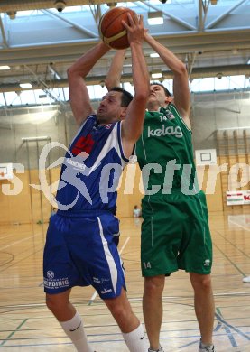 Basketball K?rntner Liga. Feldkirchen gegen W?rthersee Piraten.  Branko Kosir (Feldkirchen) Maximilian Kunovjanek (Piraten). Feldkirchen, am 16.5.2007.
Foto: Kuess
---
pressefotos, pressefotografie, kuess, qs, qspictures, sport, bild, bilder, bilddatenbank