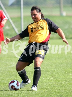 Fussball 1. Klasse C. W?lfnitz gegen Weitensfeld. Mario Loritsch (W?lfnitz). W?lfnitz, am 28.4.2007.
Foto: Kuess 
---
pressefotos, pressefotografie, kuess, qs, qspictures, sport, bild, bilder, bilddatenbank