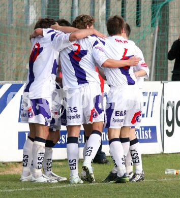 Fussball Regionalliga. SAK gegen SV Grieskirchen. Torjubel SAK. Klagenfurt, am 5.5.2007.
Foto: Kuess
---
pressefotos, pressefotografie, kuess, qs, qspictures, sport, bild, bilder, bilddatenbank