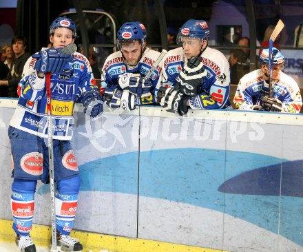 Eishockey Bundesliga. Finale. Red Bull Salzburg gegen VSV. Entt?uschte Villacher. Salzburg, am 5.4.2007.
Foto: Kuess
---
pressefotos, pressefotografie, kuess, qs, qspictures, sport, bild, bilder, bilddatenbank