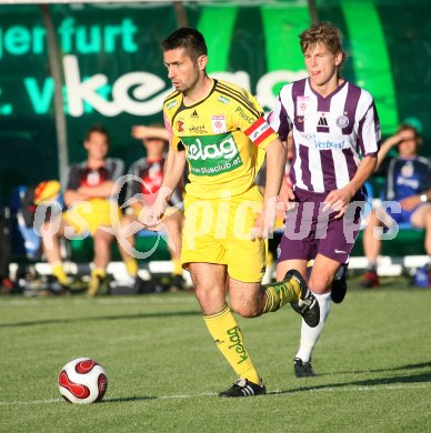 Fussball Red Zac. FC K?rnten gegen Austria Amateure. Nenad Bjelica (FCK), Alexander Gruenwald (Austria). Klagenfurt, am 18.5.2007.
Foto: Kuess
---
pressefotos, pressefotografie, kuess, qs, qspictures, sport, bild, bilder, bilddatenbank