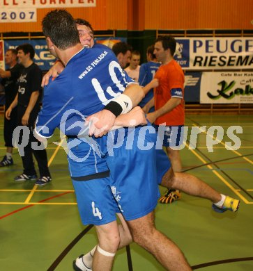 Handball Bundesliga. SC Ferlach gegen Korneuburg. Jubel (Ferlach). Ferlach, am 5.5.2007.
Foto: Kuess
---
pressefotos, pressefotografie, kuess, qs, qspictures, sport, bild, bilder, bilddatenbank