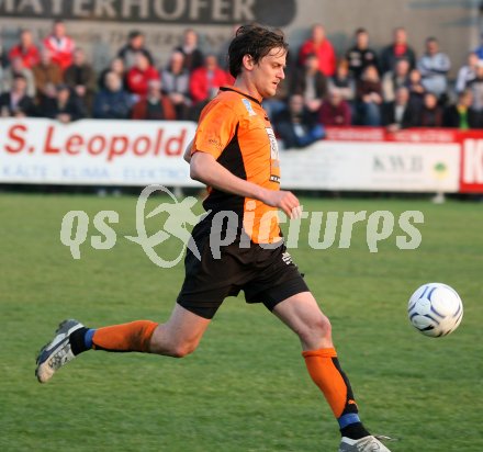 Fu?ball Regionalliga. SK St. Andr?/Lavanttal gegen FC Blau-Wei? Linz. Zeljko Simic (St. Andr?). St. Andr?, 8.4.2007.
Foto: Kuess
---
pressefotos, pressefotografie, kuess, qs, qspictures, sport, bild, bilder, bilddatenbank