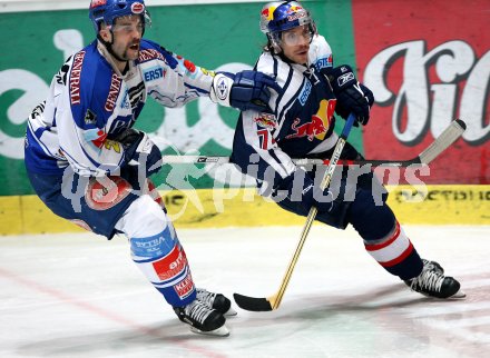 Eishockey Bundesliga. VSV gegen Red Bull Salzburg. Darell Scoville (VSV), Dieter Kalt (Salzburg) . Villach, am 3.4.2007.
Foto: Kuess
---
pressefotos, pressefotografie, kuess, qs, qspictures, sport, bild, bilder, bilddatenbank