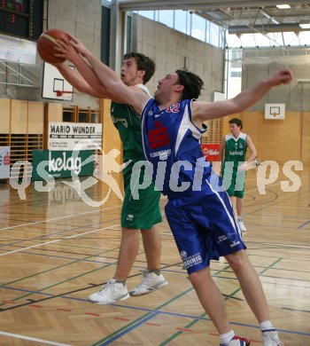 Basketball K?rntner Liga. Feldkirchen gegen W?rthersee Piraten. Faclic Admir (Feldkirchen) M?nzer M. (Piraten). Feldkirchen, am 16.5.2007.
Foto: Kuess
---
pressefotos, pressefotografie, kuess, qs, qspictures, sport, bild, bilder, bilddatenbank