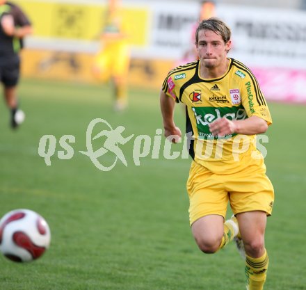 Fussball. Red Zac Liga. FC K?rnten gegen TSV Sparkasse Hartberg. Marc Sand (FCK). Klagenfurt, am 13.4.2007.
Foto: Kuess
---
pressefotos, pressefotografie, kuess, qs, qspictures, sport, bild, bilder, bilddatenbank