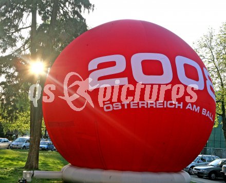 Fussball. Euro 2008. ?sterreich am Ball. Klagenfurt, am 17.4.2007.
Foto: Kuess
---
pressefotos, pressefotografie, kuess, qs, qspictures, sport, bild, bilder, bilddatenbank