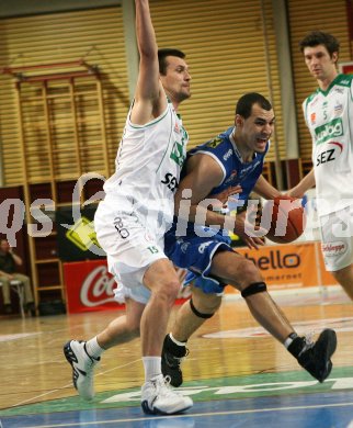 Basketball Bundesliga. W?rhersee Piraten gegen Gmunden. Samo Grum (Piraten), Ian Boylan (Gmunden). Klagenfurt, am 7.4.2007.
Foto: Kuess
---
pressefotos, pressefotografie, kuess, qs, qspictures, sport, bild, bilder, bilddatenbank