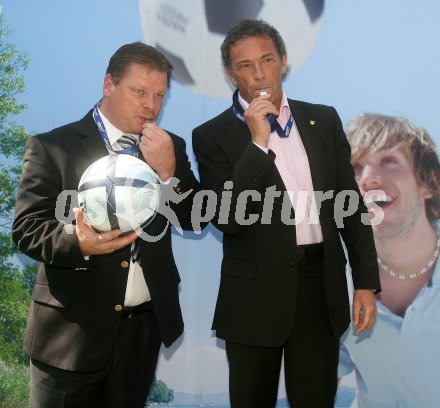 Pressekonferenz FCK neu.  J?rg Haider, Steindorfer. Klagenfurt, am 21.4.2007.
Foto: Kuess 
---
pressefotos, pressefotografie, kuess, qs, qspictures, sport, bild, bilder, bilddatenbank