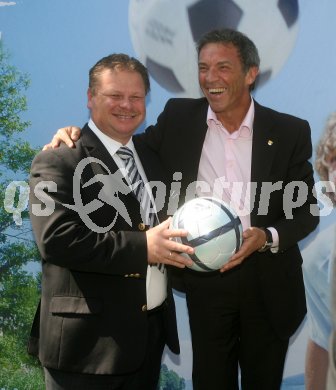 Pressekonferenz FCK neu.  Josef Steindorfer, J?rg Haider. Klagenfurt, am 21.4.2007.
Foto: Kuess 
---
pressefotos, pressefotografie, kuess, qs, qspictures, sport, bild, bilder, bilddatenbank