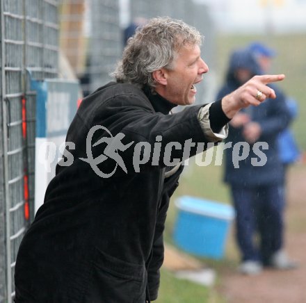 Fussball Regionalliga. Spittal gegen SAK. Trainer Peter Hrstic (Spittal). Spittal, am, 31.3.2007.
Foto: Kuess
---
pressefotos, pressefotografie, kuess, qs, qspictures, sport, bild, bilder, bilddatenbank