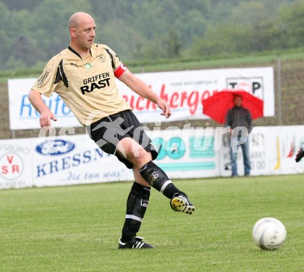 Fu?ball K?rntner Liga. Griffen gegen VSV. Georg Hoeberl (Griffen). Griffen, am 5.5.2007.
Foto: Kuess
---
pressefotos, pressefotografie, kuess, qs, qspictures, sport, bild, bilder, bilddatenbank