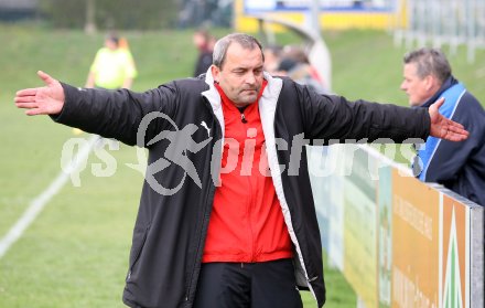 Fussball. K?rntner Liga. ATSV Wolfsberg gegen Lendorf. Trainer Alois Morgenstern (Lendorf). Wolfsberg, am 8.4.2007.
Foto: Kuess
---
pressefotos, pressefotografie, kuess, qs, qspictures, sport, bild, bilder, bilddatenbank