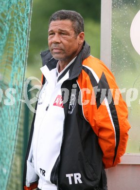 Fussball Regionalliga. SAK gegen Perg. Trainer Helmut K?glberger (Perg). Klagenfurt, am 16.5.2007.
Foto: Kuess
---
pressefotos, pressefotografie, kuess, qs, qspictures, sport, bild, bilder, bilddatenbank