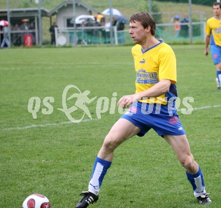 Fussball Kaerntner Liga. Lendorf gegen Bleiburg. Franz Mussnig (Lendorf). Lendorf, am 17.5.2007.
Foto: Kuess
---
pressefotos, pressefotografie, kuess, qs, qspictures, sport, bild, bilder, bilddatenbank