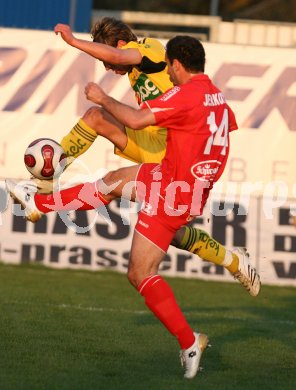 Fussball. Red Zac Liga. FC K?rnten gegen TSV Sparkasse Hartberg. Marc Sand (FCK), Vedan Jerkovic (Hartberg). Klagenfurt, am 13.4.2007.
Foto: Kuess
---
pressefotos, pressefotografie, kuess, qs, qspictures, sport, bild, bilder, bilddatenbank