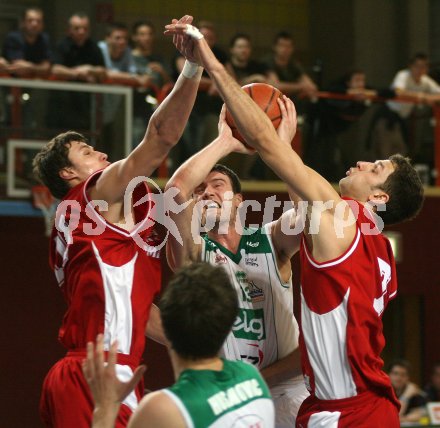 Basketball. Kelag W?rthersee Piraten gegen Lions Traiskirchen. Srdan Helbich (Piraten). Klagenfurt, 14.4.2007.
Foto. Kuess
---
pressefotos, pressefotografie, kuess, qs, qspictures, sport, bild, bilder, bilddatenbank