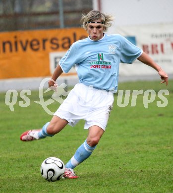 Fussball Unterliga West. Sachsenburg gegen Rothenthurn. Wolfram Hierl?nder (Sachsenburg). Sachsenburg, am 31.3.2007.
Foto: Kuess 
---
pressefotos, pressefotografie, kuess, qs, qspictures, sport, bild, bilder, bilddatenbank