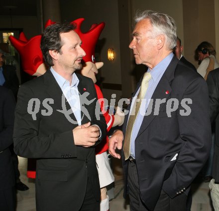 Fussball. Euro 2008. ?sterreich am Ball.  Sportlandesrat Wolfgang Schantl, Beppo Mauchart. Klagenfurt, am 17.4.2007.
Foto: Kuess
---
pressefotos, pressefotografie, kuess, qs, qspictures, sport, bild, bilder, bilddatenbank