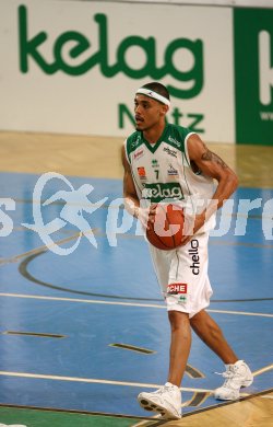 Basketball Bundesliga. W?rthersee Piraten gegen Panthers F?rstenfeld. Anthony Shavies (Piraten). Klagenfurt, am 22.4.2007.
Foto: Kuess
---
pressefotos, pressefotografie, kuess, qs, qspictures, sport, bild, bilder, bilddatenbank