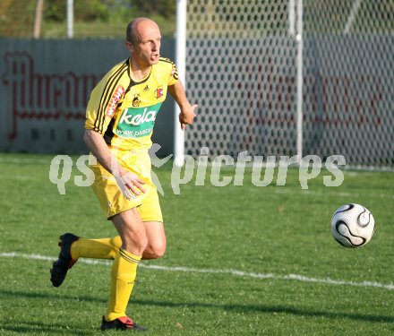 Fu?ball. Regionalliga Mitte. FCK/Welzenegg Amateure gegen SK Sturm Graz Amateure. Slobodan Grubor (FCK). Klagenfurt, 14.4.2007.
Foto: Kuess

---
pressefotos, pressefotografie, kuess, qs, qspictures, sport, bild, bilder, bilddatenbank