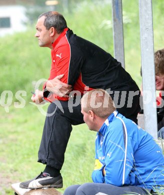 Fussball Kaerntner Liga. Lendorf gegen Bleiburg. Trainer Alois Morgenstern (Lendorf). Lendorf, am 17.5.2007.
Foto: Kuess
---
pressefotos, pressefotografie, kuess, qs, qspictures, sport, bild, bilder, bilddatenbank