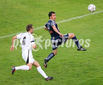 Fussball Regionalliga. Spittal gegen Feldkirchen. Florian Oberrisser (Spittal), Auron Miloti (Feldkirchen). Spittal, am 5.6.2007.
Foto: Kuess
---
pressefotos, pressefotografie, kuess, qs, qspictures, sport, bild, bilder, bilddatenbank