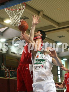 Basketball. Kelag W?rthersee Piraten gegen Lions Traiskirchen. Srdan Helbich (Piraten). Klagenfurt, 14.4.2007.
Foto. Kuess
---
pressefotos, pressefotografie, kuess, qs, qspictures, sport, bild, bilder, bilddatenbank